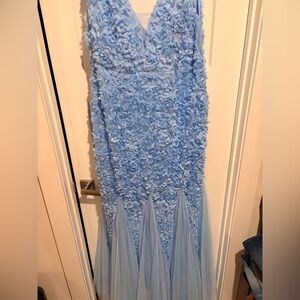 NWOT Faeriesty woman’s plus size 3/4x Blue Floral Lace Dress